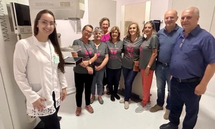 HCVL inaugura aparelho de mamografia digital