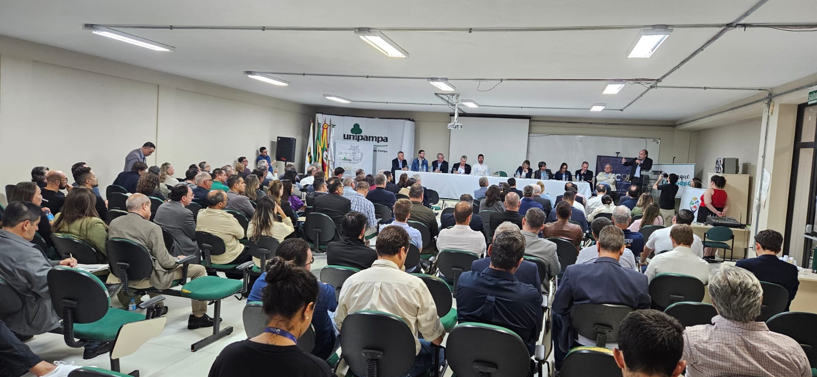 Faixa de Fronteira: 150 líderes debatem projeto que altera regras