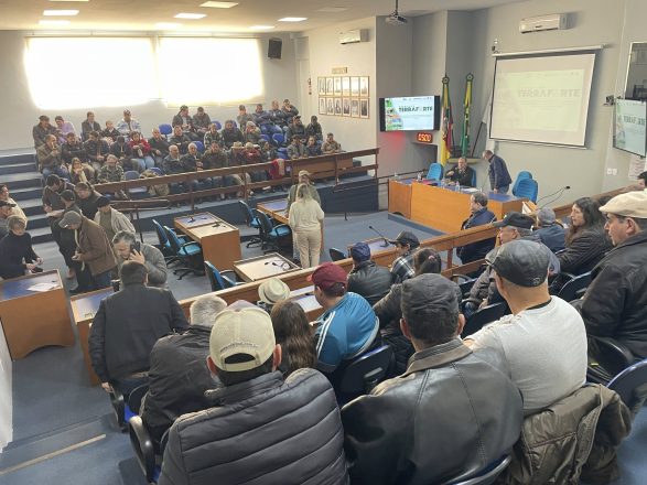 Audiência pública apresenta o Programa Terra Forte_crédito Imprensa Prefeitura